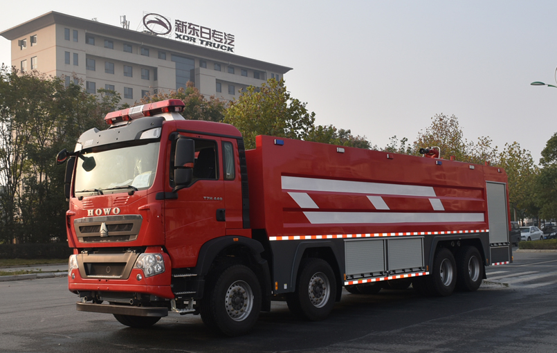 消防車(chē)廠(chǎng)家新東日專(zhuān)汽來(lái)說(shuō)說(shuō)消防車(chē)冬天如何做好檢查防護(hù)工作？